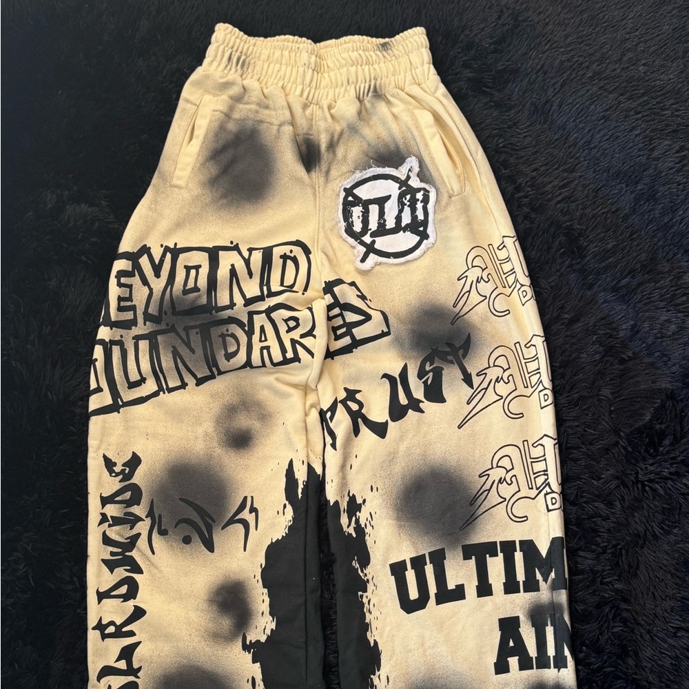 UA SWEATS